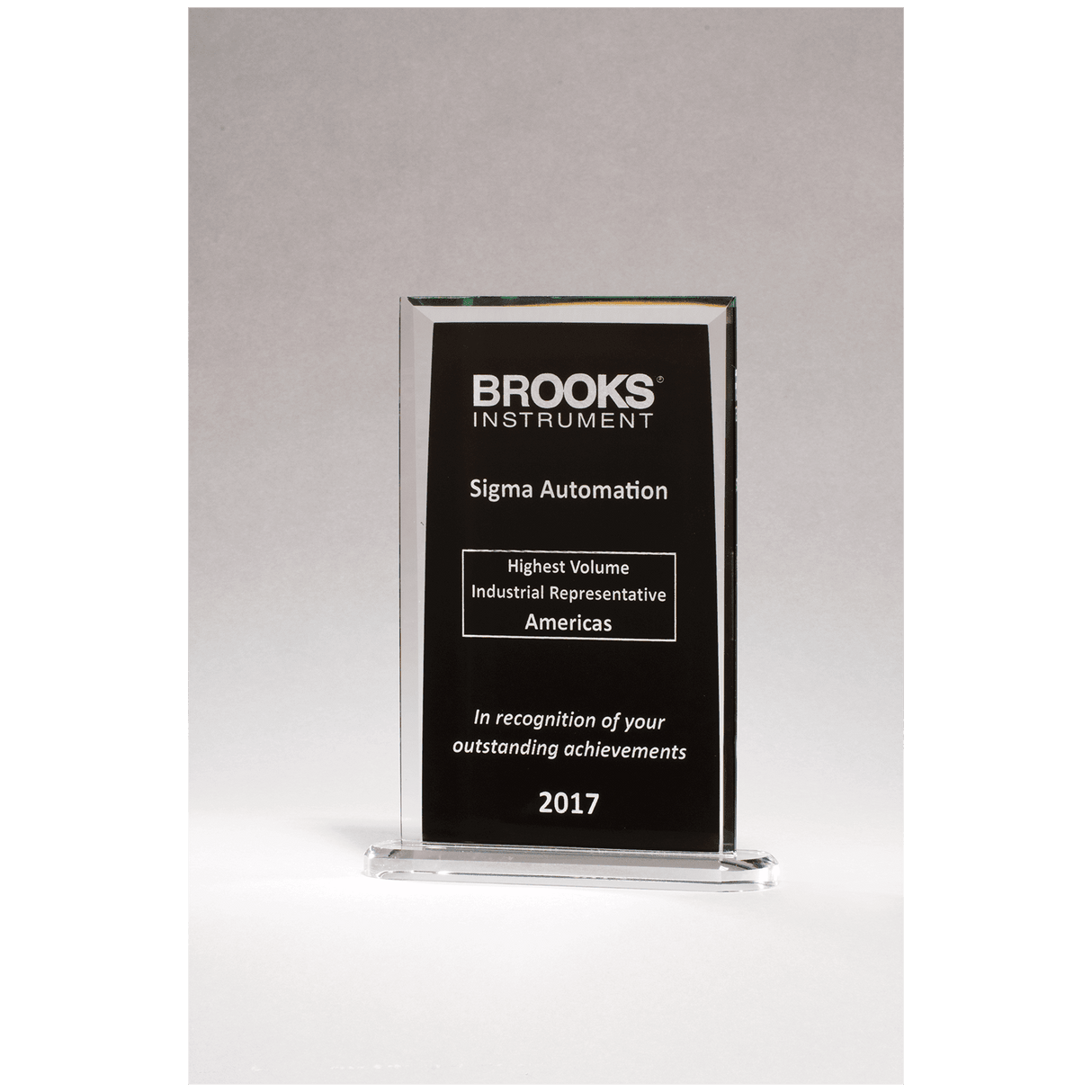 6 1/2" x 9 1/4" Rectangular Glass Award with Black Silkscreened Center