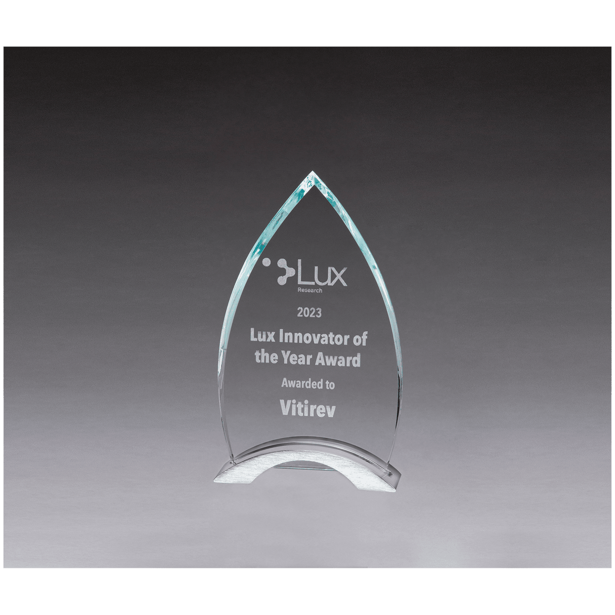 4 1/2" x 7 1/2" x 3/8" Thick Flame Series Clear Glass Top with Brushed Silver Aluminum Base