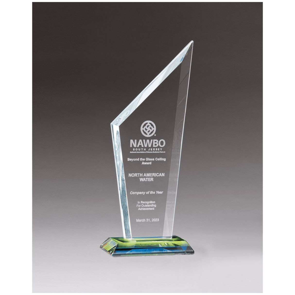 3 3/8" x 8 3/4" x 3/8" Thick Zenith Series Clear Glass with Prism-Effect   Base